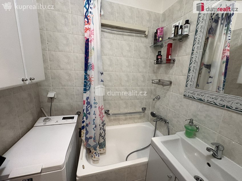 Pronájem bytu 2+1 57 m^2 Antala Staška, Praha 4 