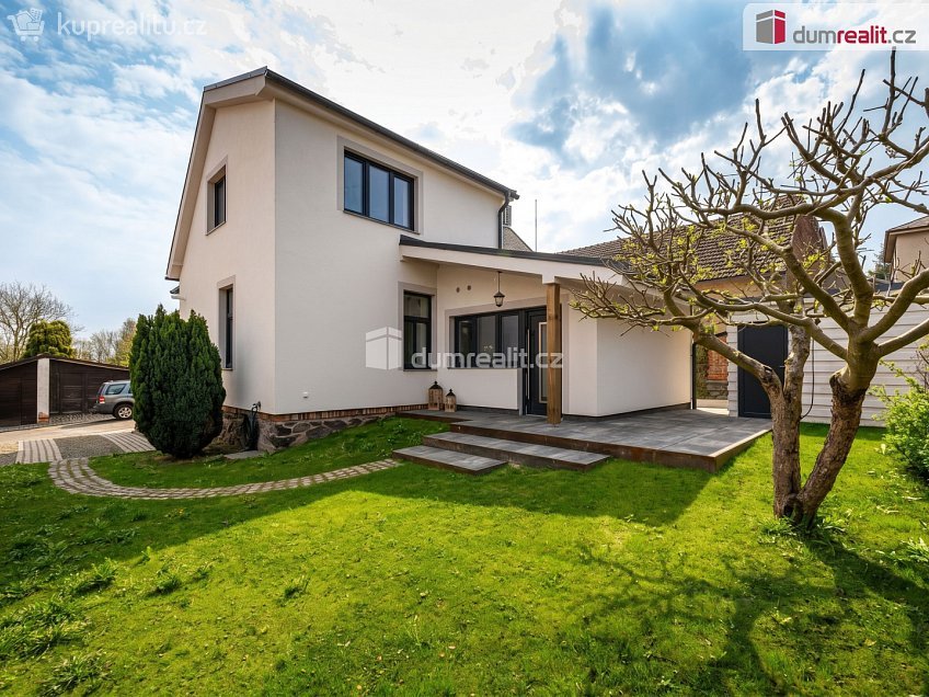 Prodej  rodinného domu 140 m^2 Baxova, Sedlčany 