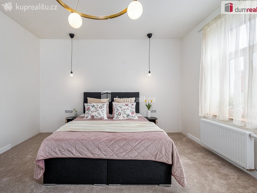 Prodej  rodinného domu 140 m^2 Baxova, Sedlčany 