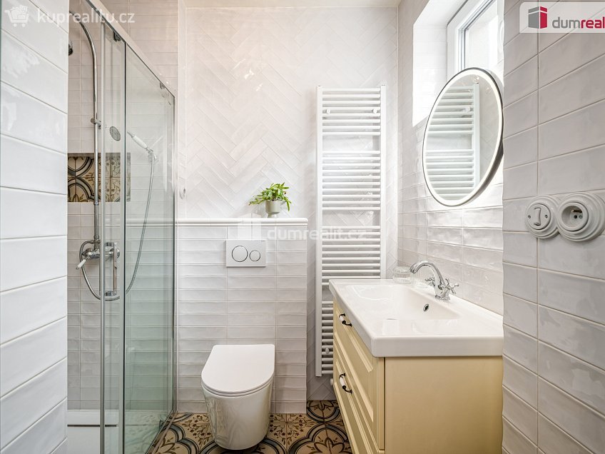 Prodej  rodinného domu 140 m^2 Baxova, Sedlčany 