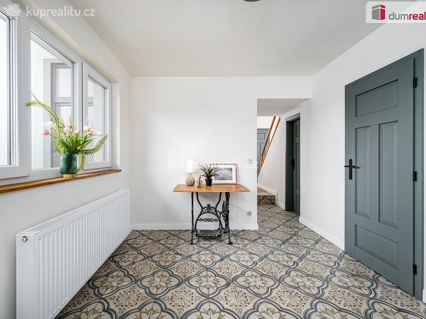 Prodej  rodinného domu 140 m^2 Baxova, Sedlčany 