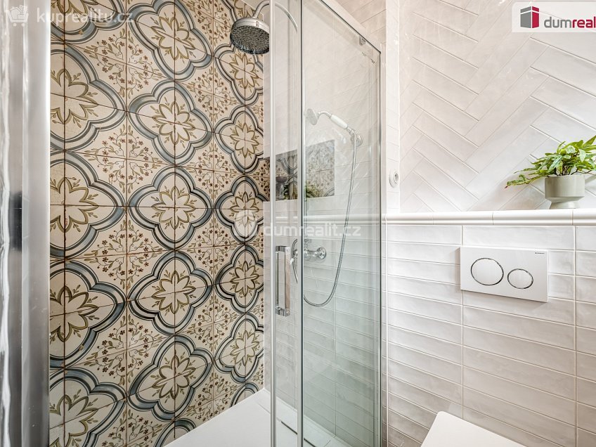 Prodej  rodinného domu 140 m^2 Baxova, Sedlčany 