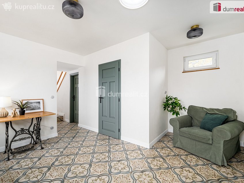 Prodej  rodinného domu 140 m^2 Baxova, Sedlčany 