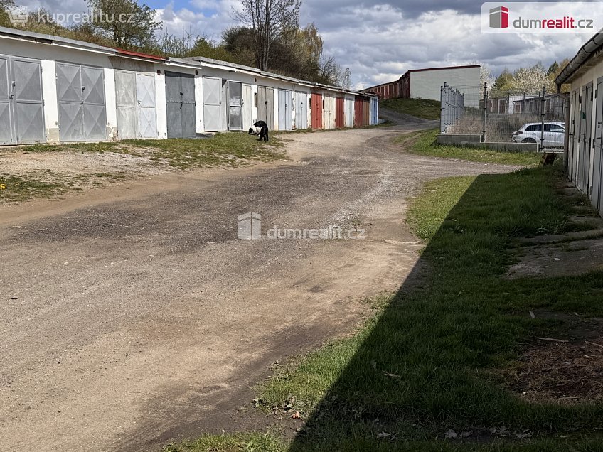 Prodej  garáže 18 m^2 Český Krumlov, Český Krumlov 