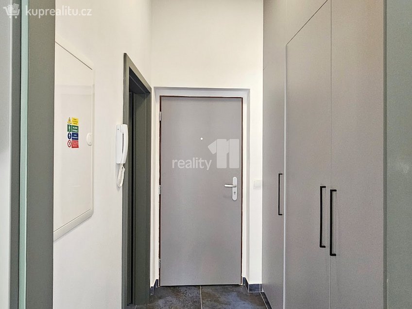 Pronájem bytu 1+kk 34 m^2 Pražská, Čáslav 