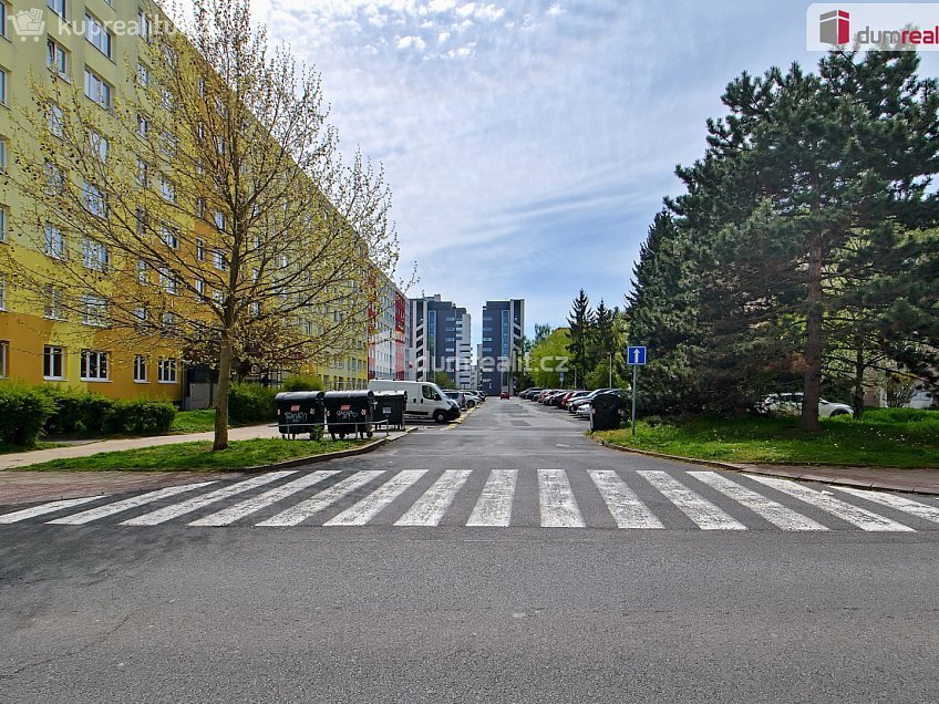 Prodej bytu 1+kk 40 m^2 Bohumínská, Praha 18 