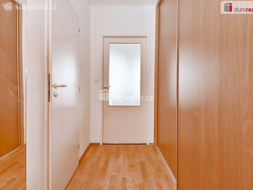 Prodej bytu 1+kk 40 m^2 Bohumínská, Praha 18 