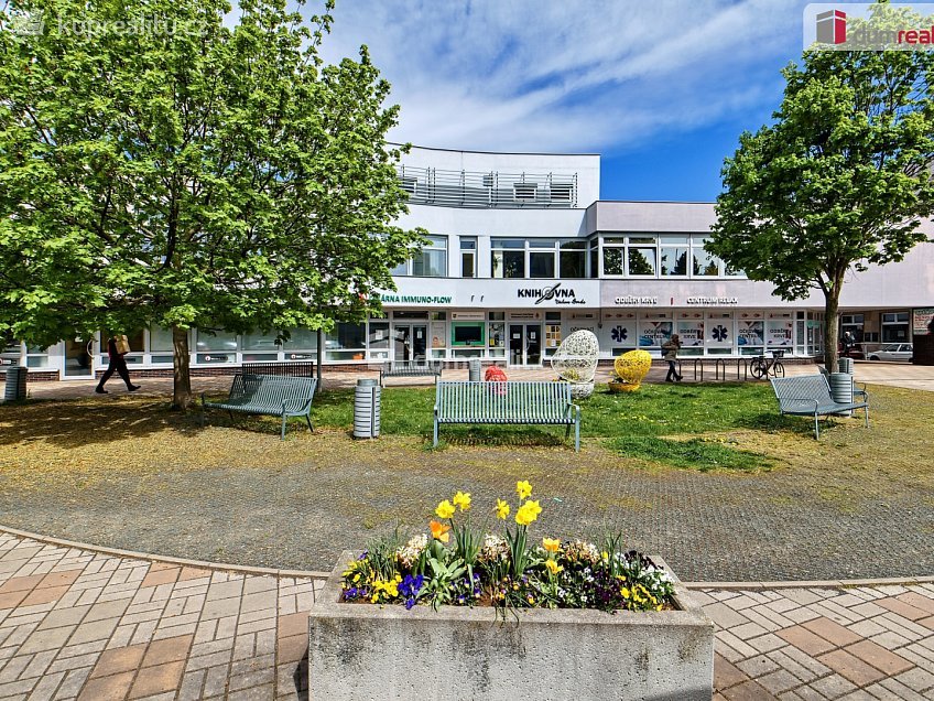 Prodej bytu 1+kk 40 m^2 Bohumínská, Praha 18 