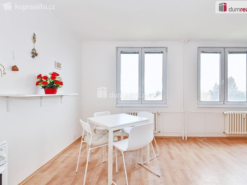 Prodej bytu 1+kk 40 m^2 Bohumínská, Praha 18 