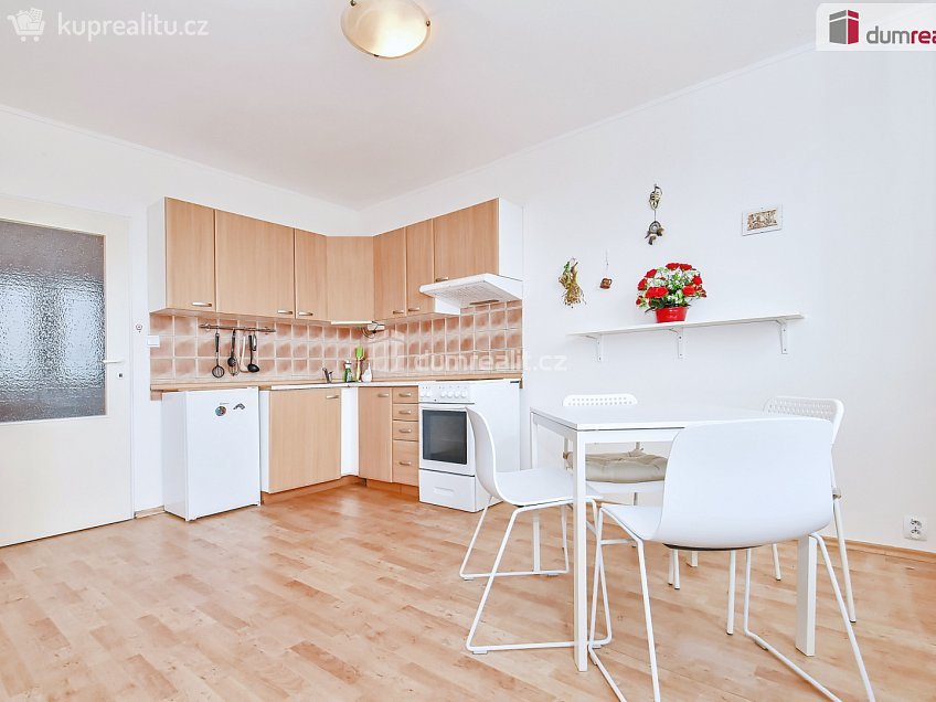 Prodej bytu 1+kk 40 m^2 Bohumínská, Praha 18 