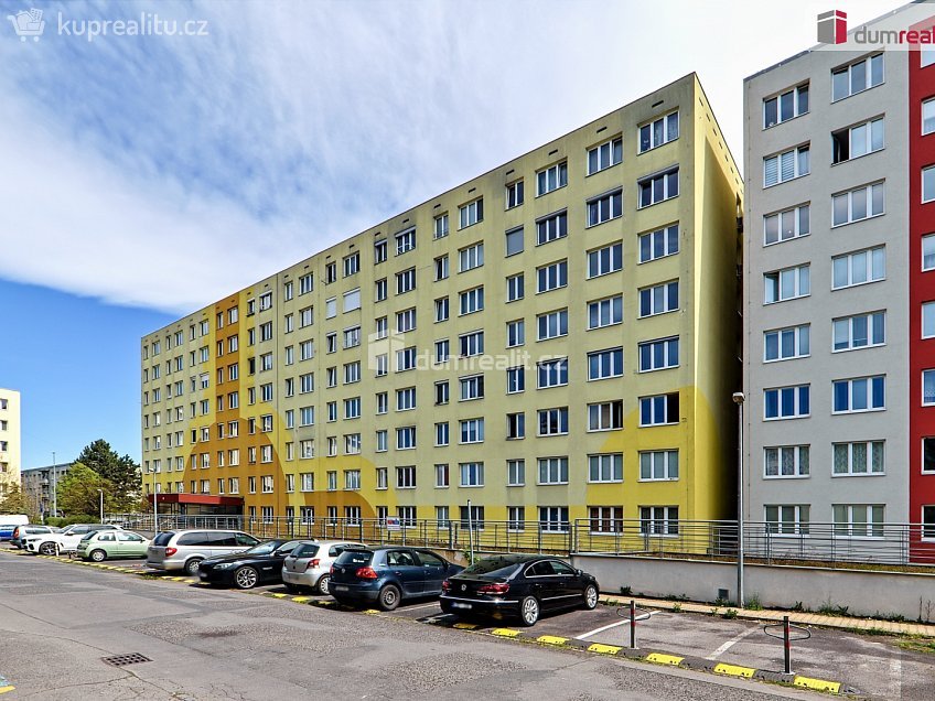 Prodej bytu 1+kk 40 m^2 Bohumínská, Praha 18 