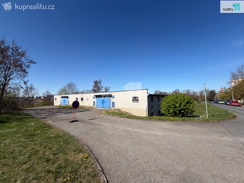 Pronájem  garáže 20 m^2 Nad Dalmatinkou, Plzeň 