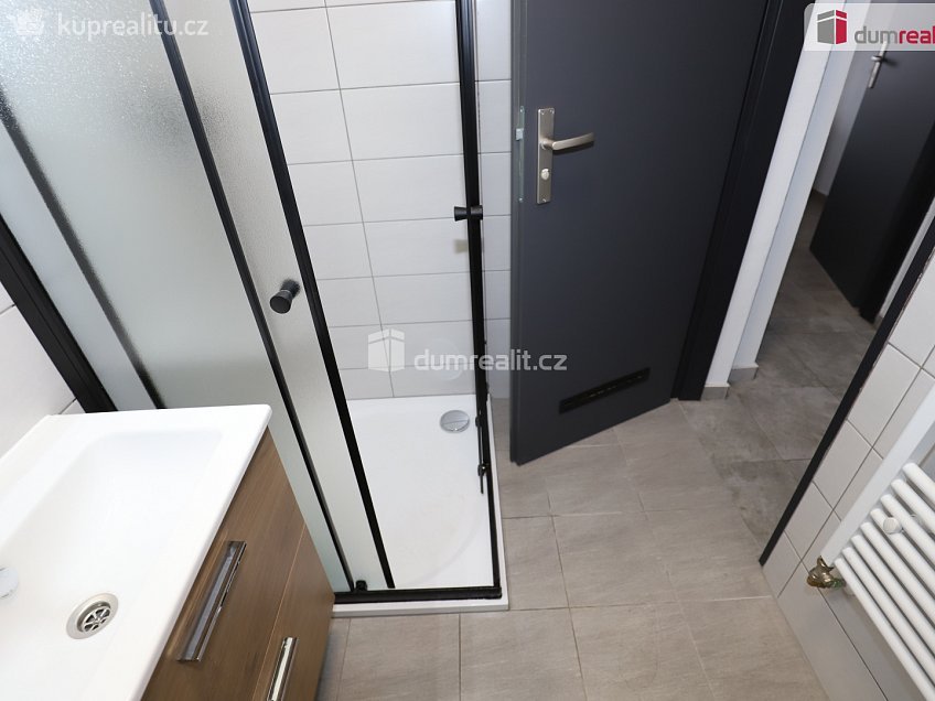 Pronájem bytu 3+1 59 m^2 Přimda, Přimda 