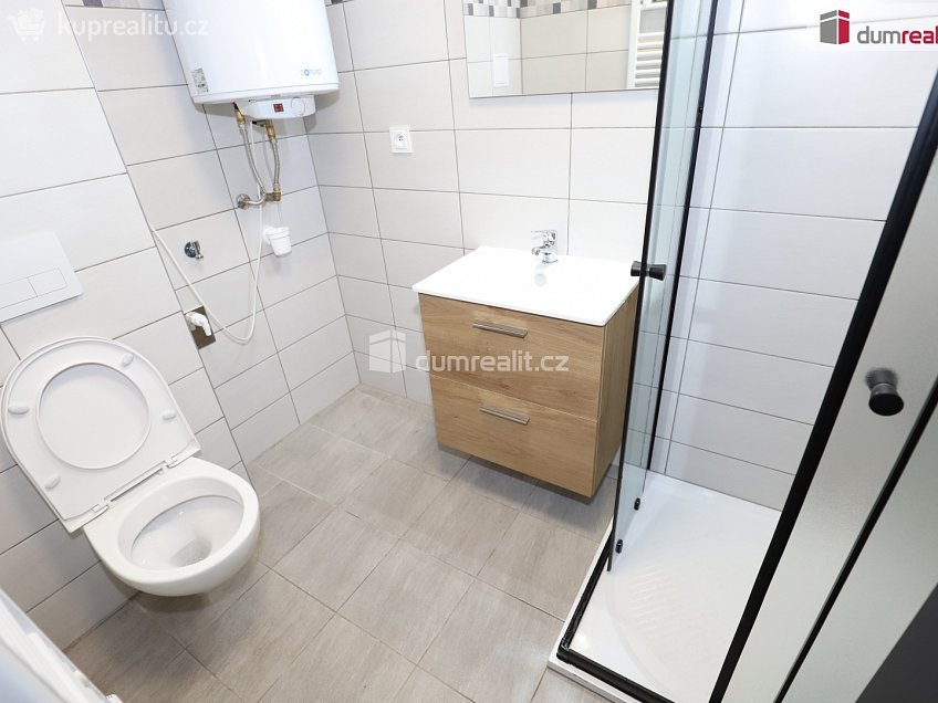 Pronájem bytu 3+1 59 m^2 Přimda, Přimda 