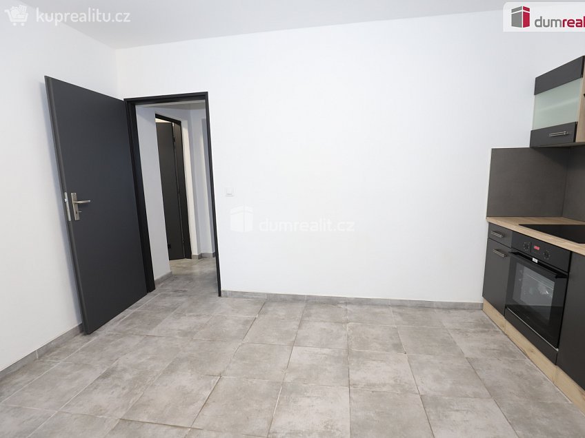 Pronájem bytu 3+1 59 m^2 Přimda, Přimda 