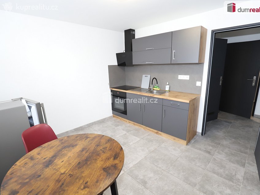 Pronájem bytu 1+1 37 m^2 Přimda, Přimda 