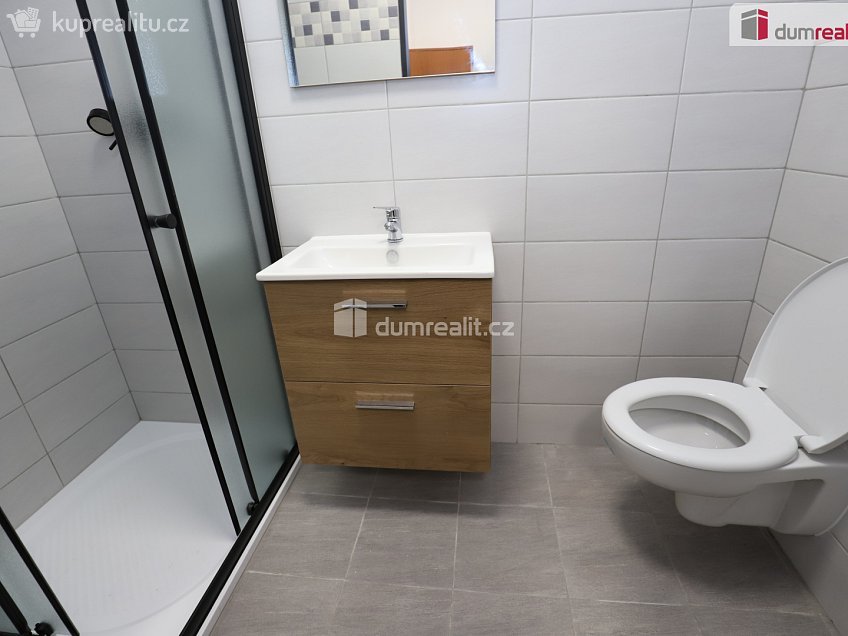 Pronájem bytu 1+kk 15 m^2 Přimda, Přimda 