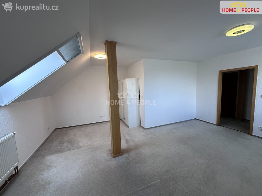 Pronájem  rodinného domu 185 m^2 Dolany, Dolany 