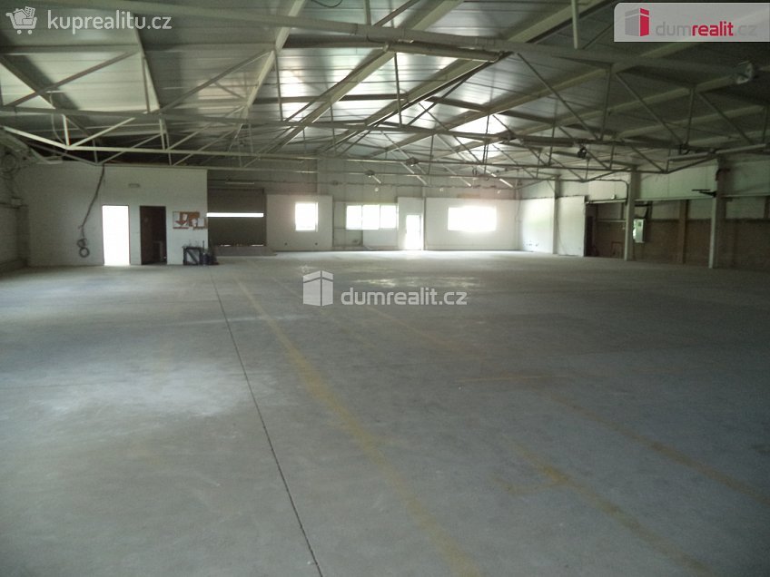 Pronájem  výrobních prostor 940 m^2 Výškovická, Ostrava 