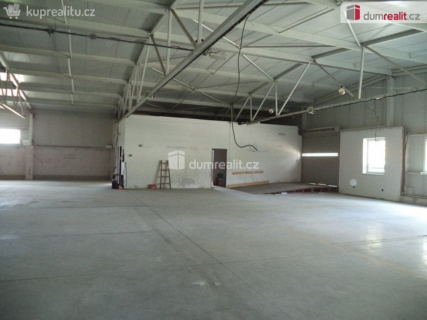Pronájem  výrobních prostor 940 m^2 Výškovická, Ostrava 