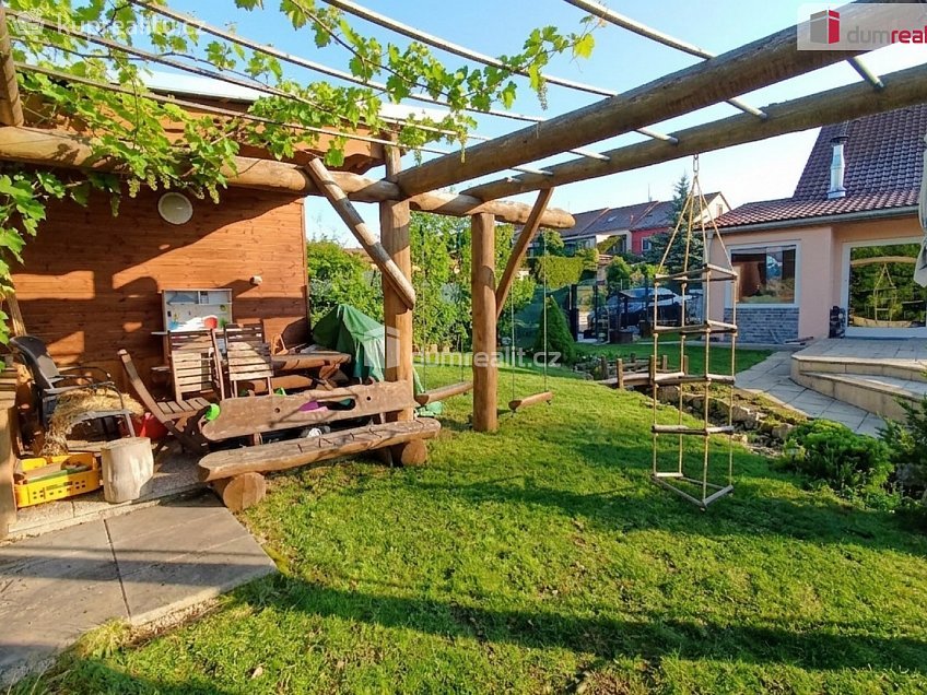 Prodej  rodinného domu 125 m^2 U háječku, Nučice 