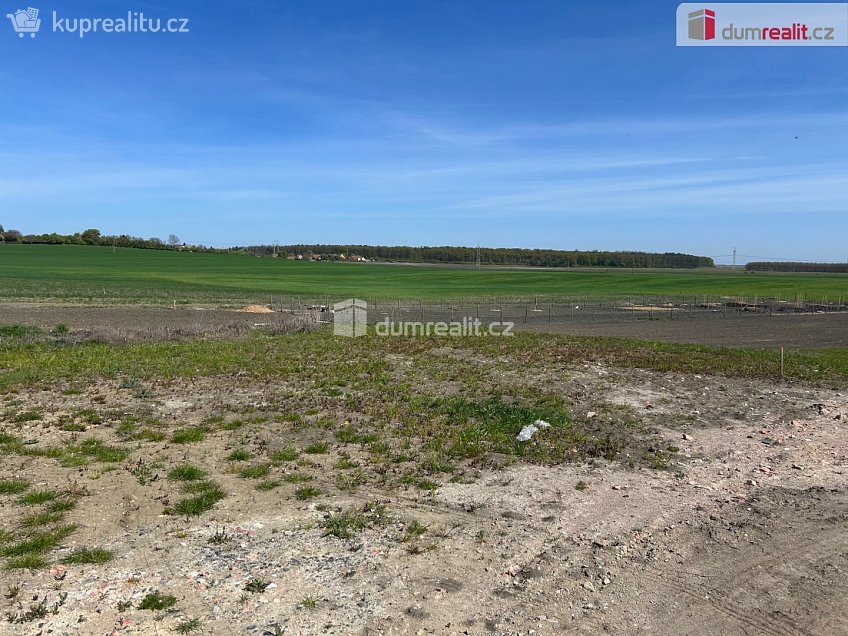 Prodej  stavebního pozemku 662 m^2 Bělušice, Bělušice 