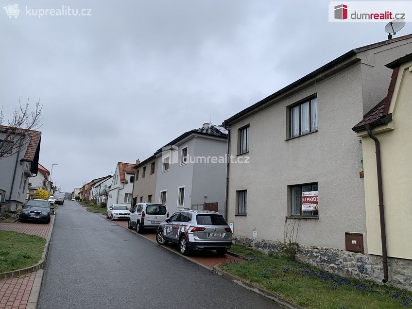 Prodej  rodinného domu 160 m^2 Zborovská, Dobříš 