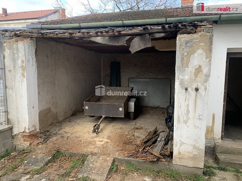 Prodej  rodinného domu 160 m^2 Zborovská, Dobříš 