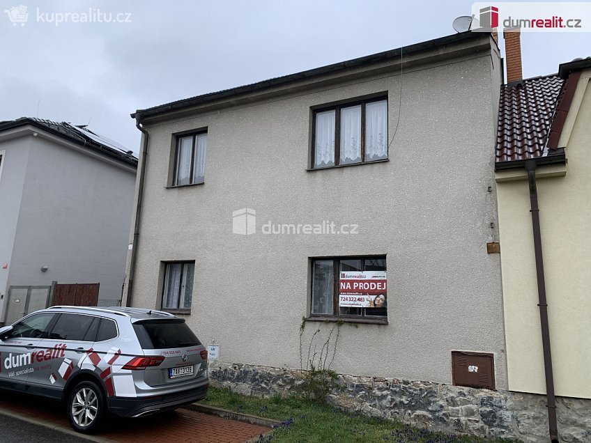 Prodej  rodinného domu 160 m^2 Zborovská, Dobříš 