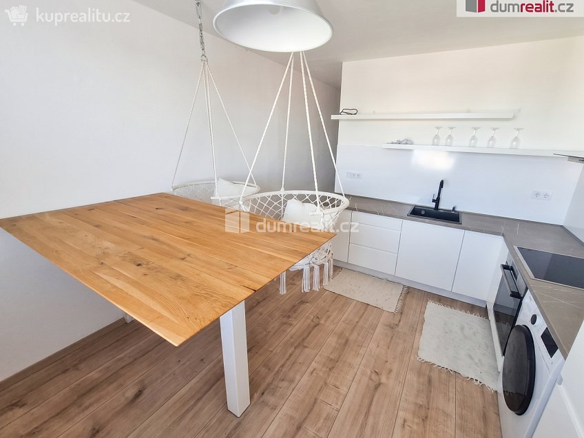 Pronájem bytu 2+1 63 m^2 Alej 17. listopadu, Roudnice nad Labem 