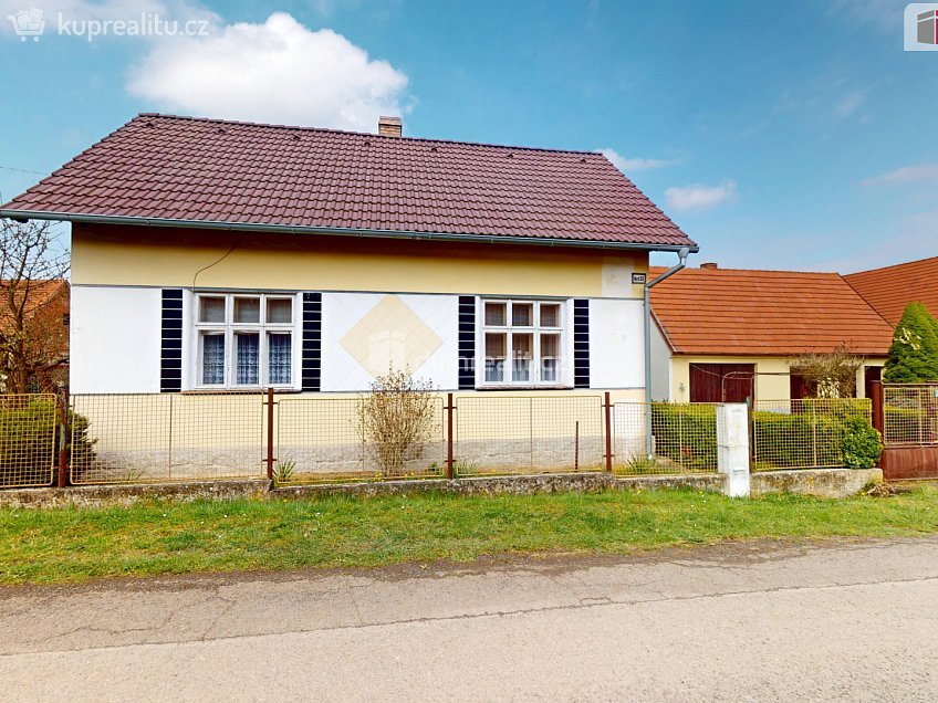 Prodej  rodinného domu 170 m^2 Petrohrad, Petrohrad 