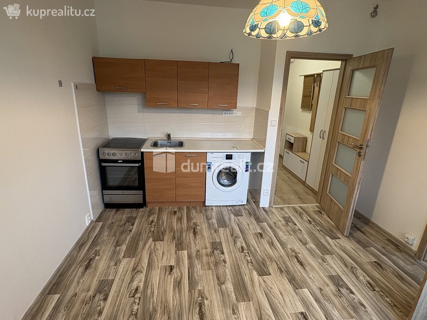 Pronájem bytu 1+1 35 m^2 Okružní, Jílové 