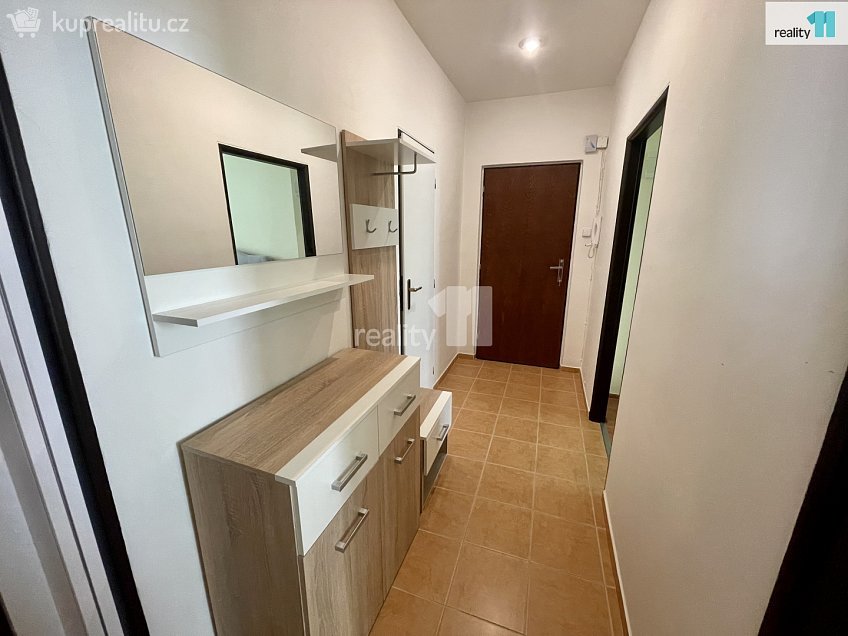 Prodej bytu 2+kk 37 m^2 Zoubkova, Praha 5 