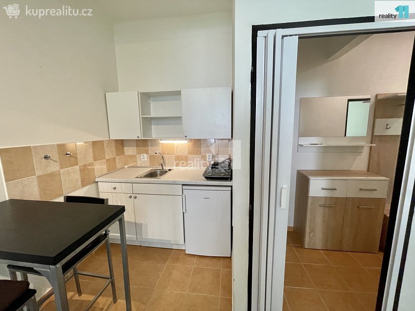 Prodej bytu 2+kk 37 m^2 Zoubkova, Praha 5 