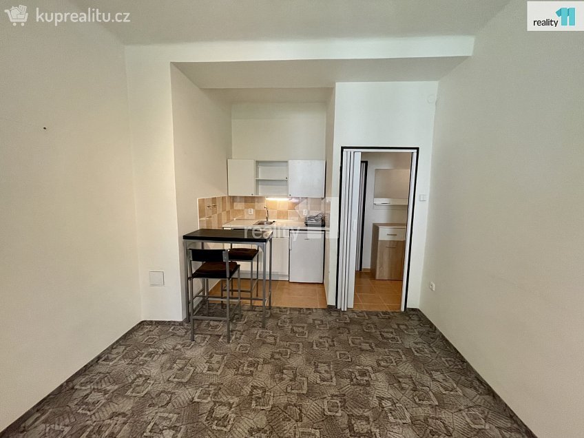 Prodej bytu 2+kk 37 m^2 Zoubkova, Praha 5 