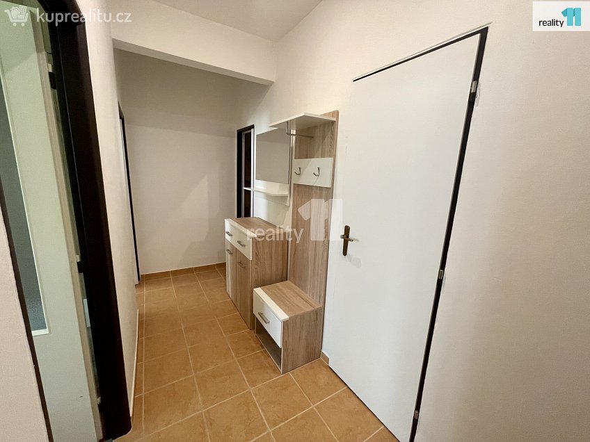 Prodej bytu 2+kk 37 m^2 Zoubkova, Praha 5 