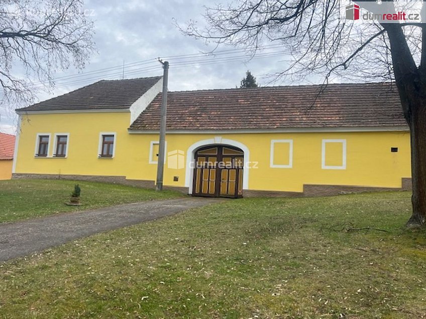 Prodej  usedlosti 1618 m^2 Hartmanice, Hartmanice 