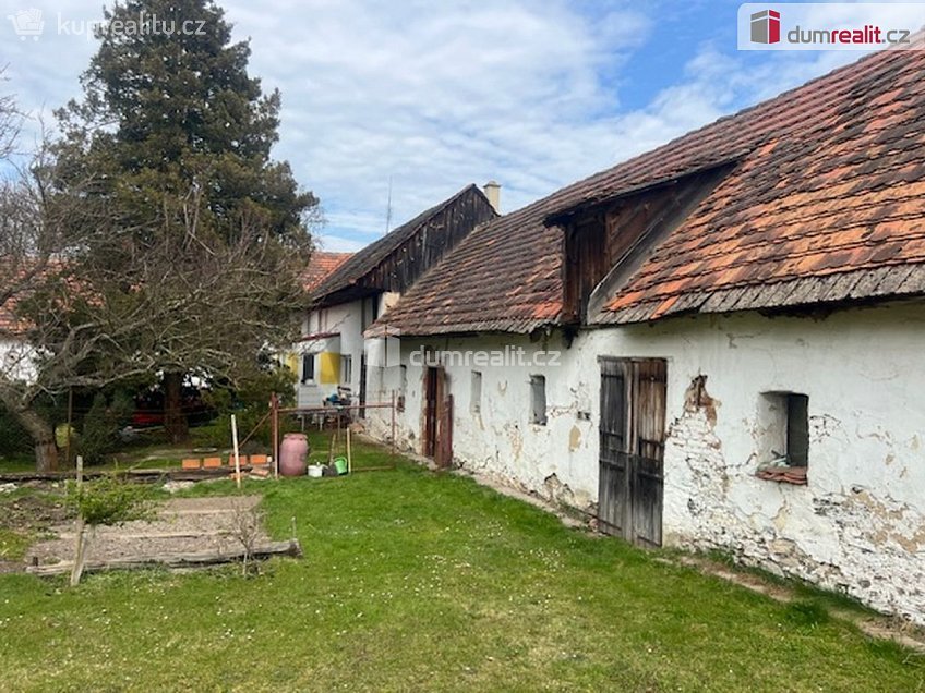 Prodej  usedlosti 1618 m^2 Hartmanice, Hartmanice 