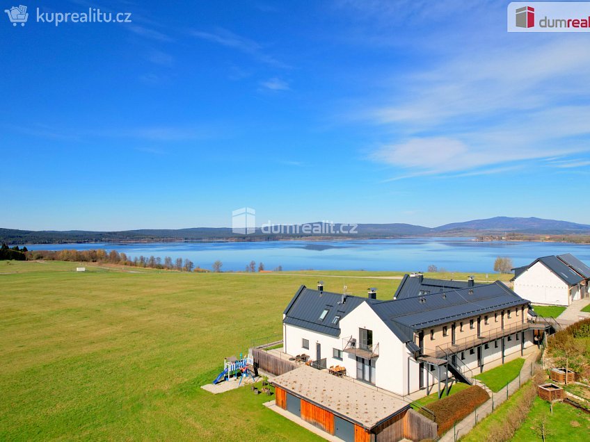 Prodej bytu 1+kk 47 m^2 Frymburk, Frymburk 