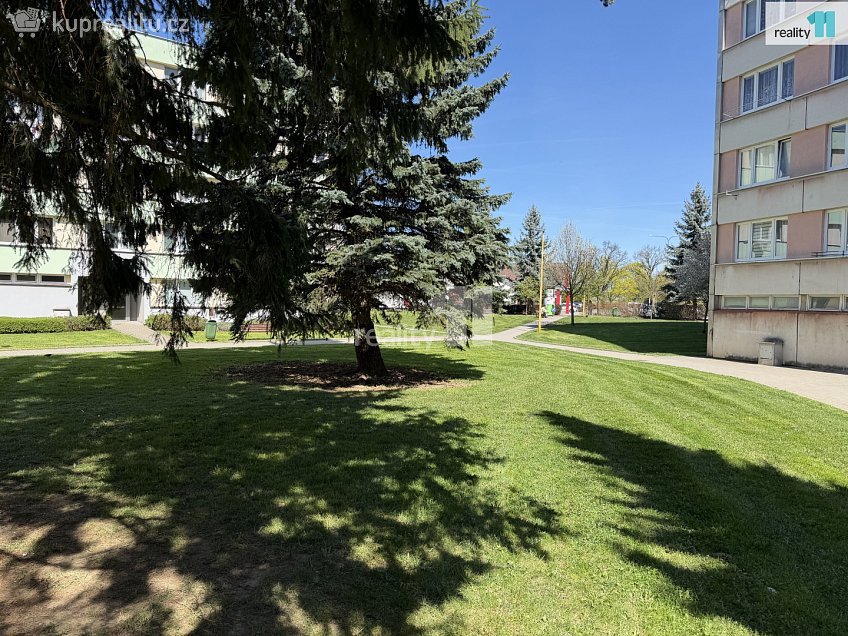 Prodej bytu 4+1 77 m^2 Lužická, Humpolec 