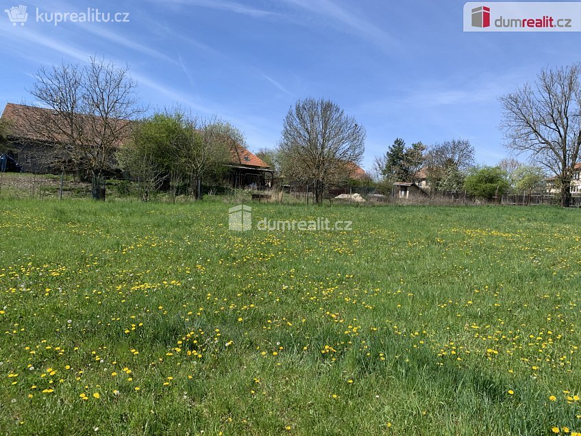 Prodej  stavebního pozemku 1126 m^2 Všeradice, Všeradice 