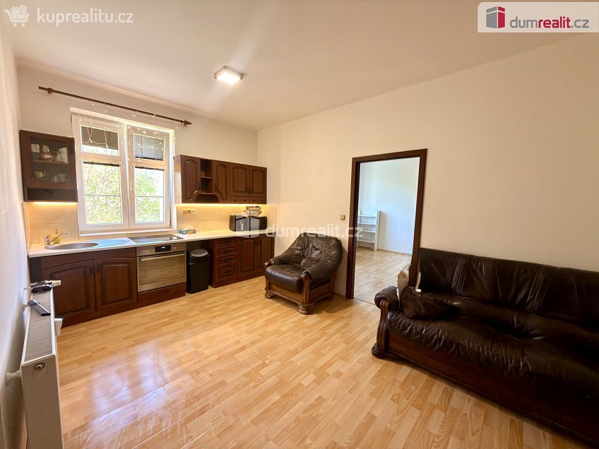 Pronájem bytu 2+kk 43 m^2 Palachova, Ústí nad Labem 