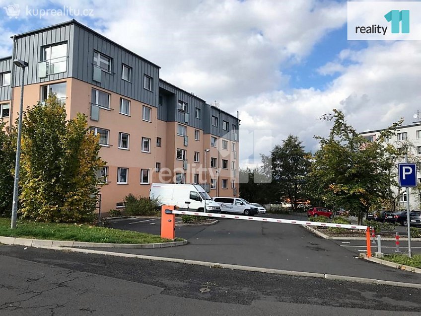 Pronájem bytu 1+1 50 m^2 Spálená, Karlovy Vary 