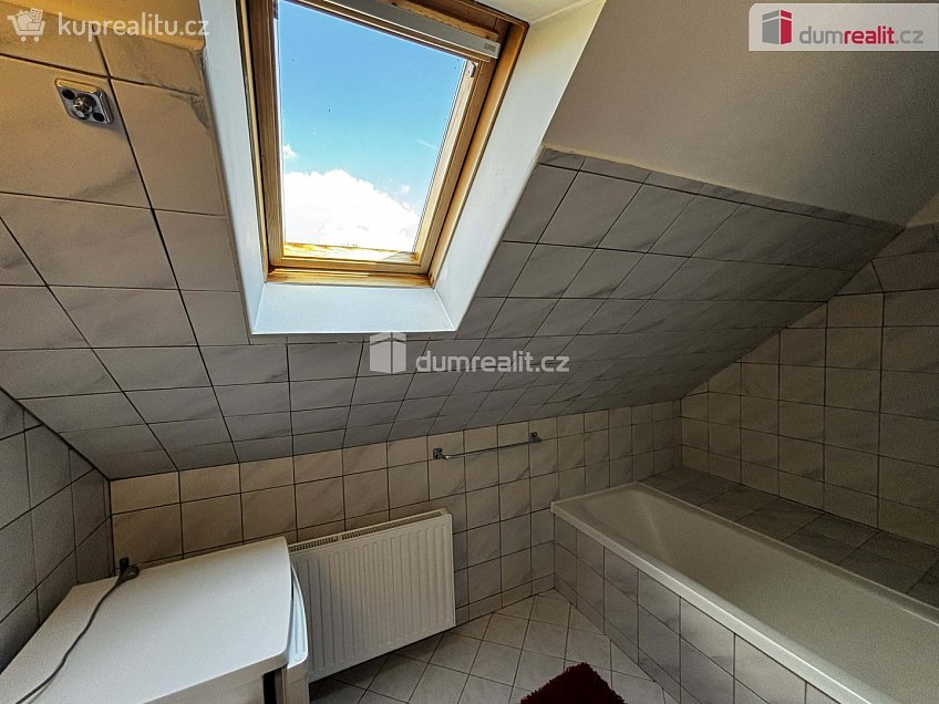 Pronájem bytu 3+kk 76 m^2 Výsluní, Luhačovice 