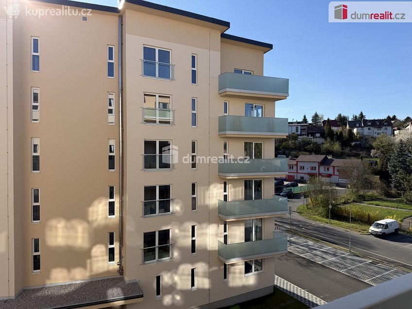 Pronájem bytu 2+kk 48 m^2 Rolavská, Karlovy Vary 