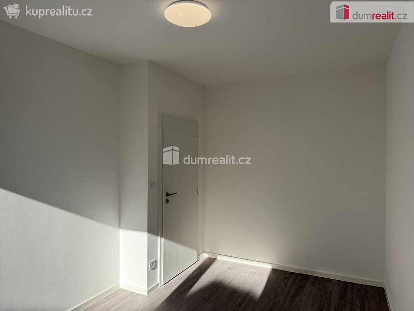 Pronájem bytu 2+kk 48 m^2 Rolavská, Karlovy Vary 