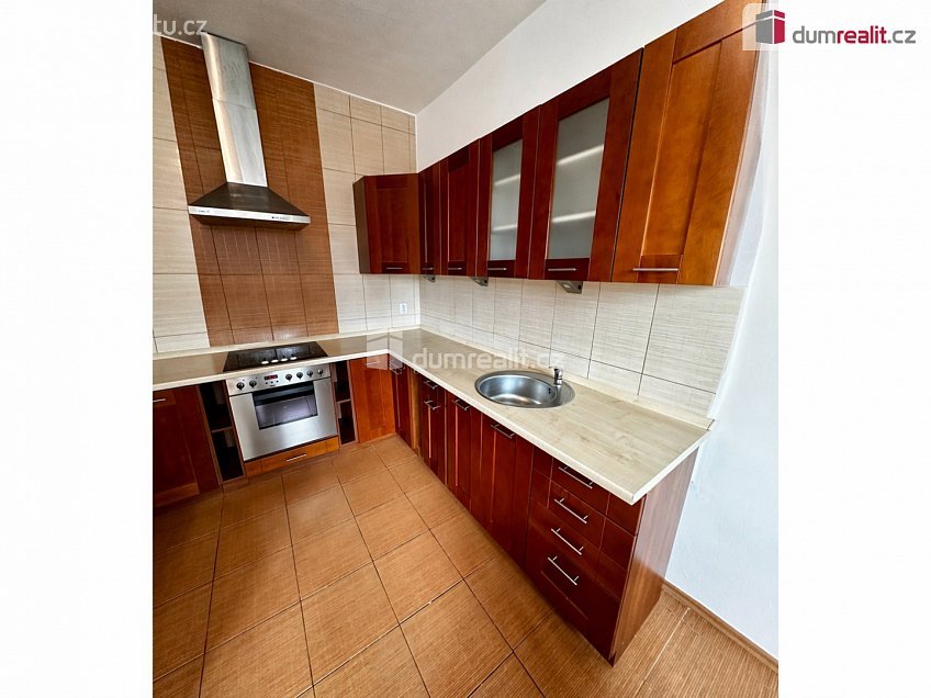 Pronájem bytu 2+1 72 m^2 třída Tomáše Bati, Zlín 