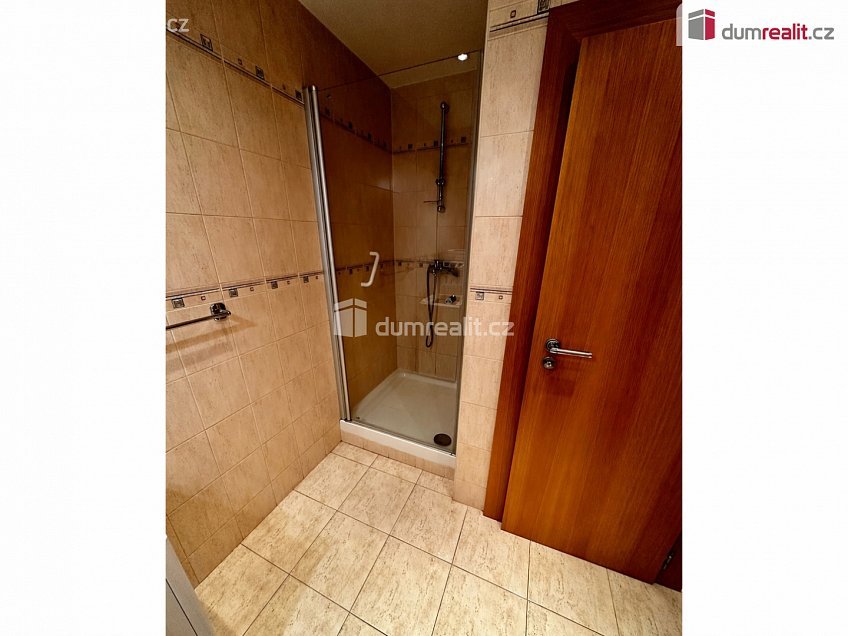 Pronájem bytu 2+1 72 m^2 třída Tomáše Bati, Zlín 