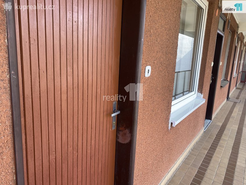 Pronájem bytu 1+1 47 m^2 Gen. Kholla, Příbram 