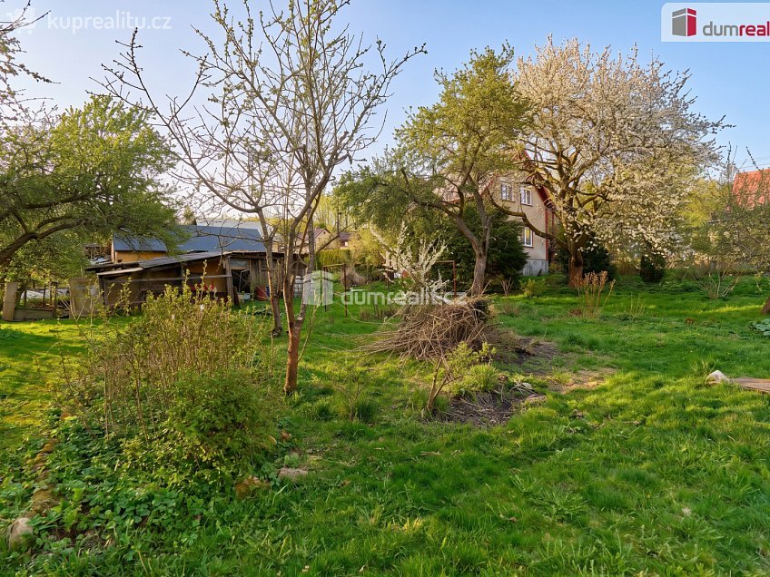 Prodej  rodinného domu 923 m^2 Plesná, Plesná 